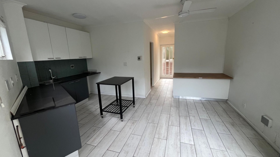 1 Bedroom Property for Sale in Tamboerskloof Western Cape